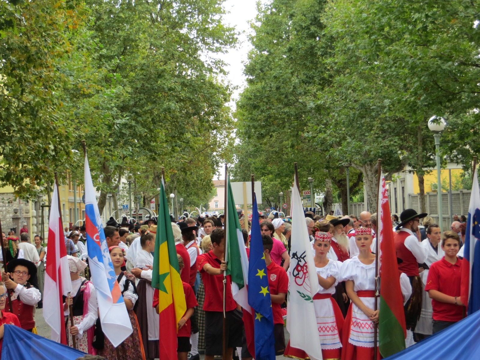 Immagine per La Festa dei popoli a Cormons, tradizioni in segno di pace